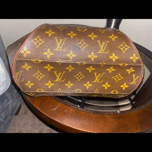 SOLD Authentic Louis Vuitton Eclipse MM Hand Bag - Picture 7 of 12